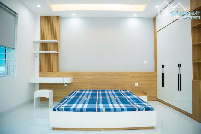 CẦN BÁN GẤP LK - 6 TẦNG - NHÀ ĐẸP LONG LANH - KINH DOANH - THANG MÁY - 7