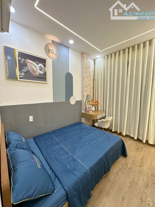 Nhà mới full nt đẹp giữa lòng SG quận 10 - 7