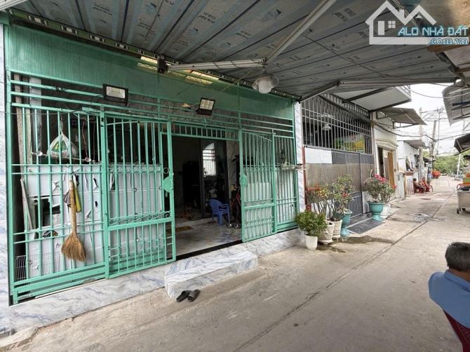 Lê Tân Bê - cách BX Miền Tây 5