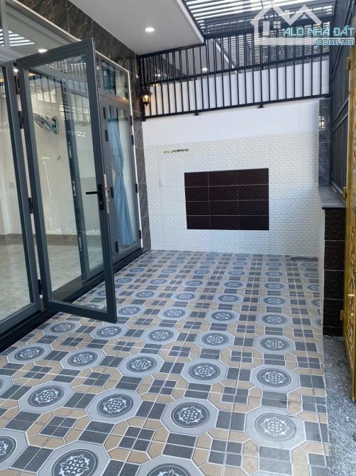 Bán 2 căn nhà mới xây mặt tiền đường Mai An Tiêm cách biển chỉ 800m - 7