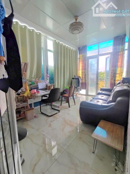 BÁN BIỆT THỰ 4 TẦNG P. TÂN PHONG, QUẬN 7, 7M x 18M, 28 TỶ - 8