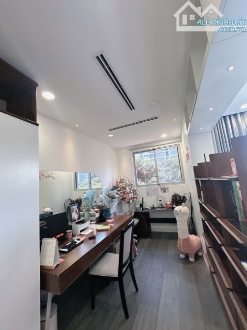 Bán biệt thự , Nam Viên , Phú Mỹ Hưng , Quận 7, 126m2,4 Tầng Chỉ Hơn 40 Tỷ - 8