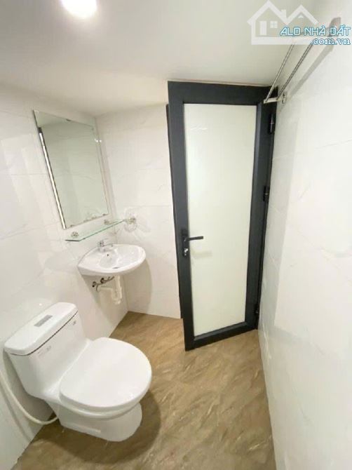 Nhà máy in tiền 🏦 Căn hộ dịch vụ mới tinh - Sát vành đai 3.5 - 7 Tầng 10 Phòng - 9 Tỷ - 8