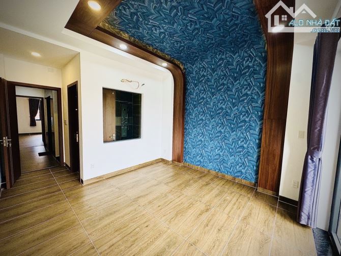 SIÊU PHẨM BÌNH TÂN - NHÀ ĐẸP 5 TẦNG - TẶNG FULL NỘI THẤT - 86M2 (4x22) GIÁ NHỈNH 7 TỶ TL - 8