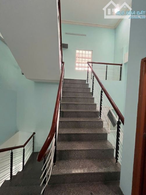 HÀNG HIẾM! Bán nhà 2.5 tầng MT Đa Mặn 5 ngay Bùi Tá Hán, Nam Việt Á - 90m2 - Giá 7 tỷ x - 8