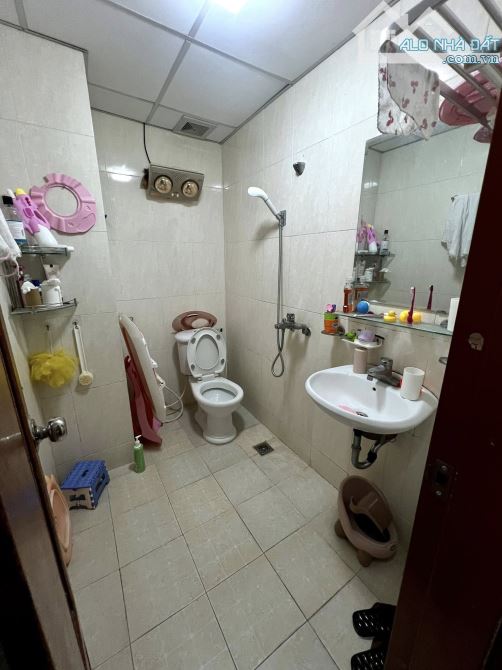 Bán gấp căn hộ chung cư 2PN 2VS, giá chỉ 3.39 tỷ, vị trí tòa CT6A KĐT Xa La, đủ tiện ích - 8