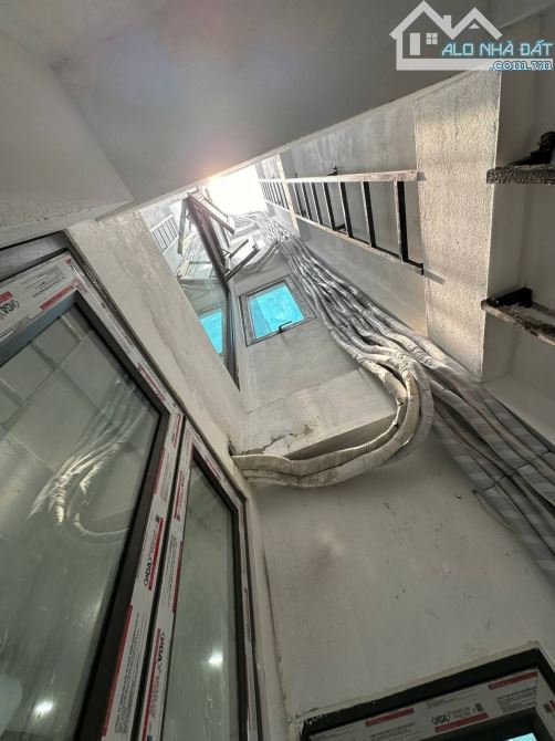 Bán CCMN Pháo Đài Láng, Đống Đa, 50m2, 7 tầng, mặt tiền 8.5m, giá 15.9 - 8