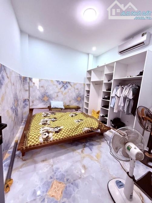 Lê Tân Bê - cách BX Miền Tây 5