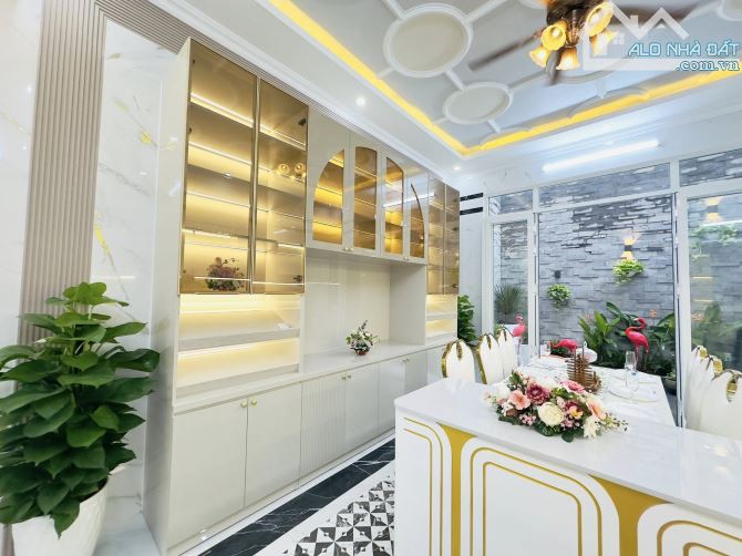 NẮM CHÍNH CHỦ BÁN NHÀ 2 TẦNG MẶT TIỀN ĐƯỜNG XUÂN THỦY - 8
