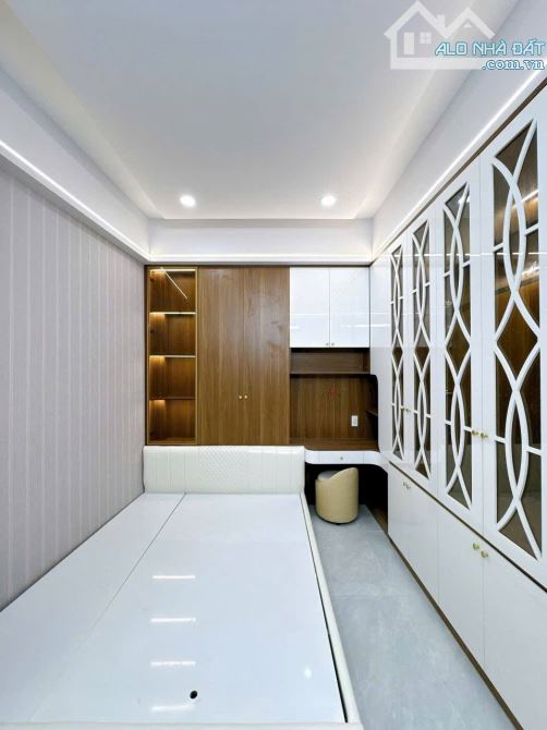 NẮM CHÍNH CHỦ BÁN NHÀ 2 TẦNG HẺM 137 HOÀNG QUỐC VIỆT - 8
