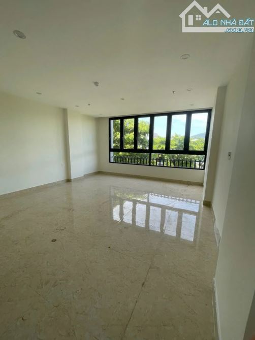 🏢 BÁN TÒA NHÀ VĂN PHÒNG 8 TẦNG MỚI 100% – ĐƯƠNG 3 THÁNG 2- VỊ TRÍ VÀNG TRUNG TÂM ĐÀ NẴNG - 8
