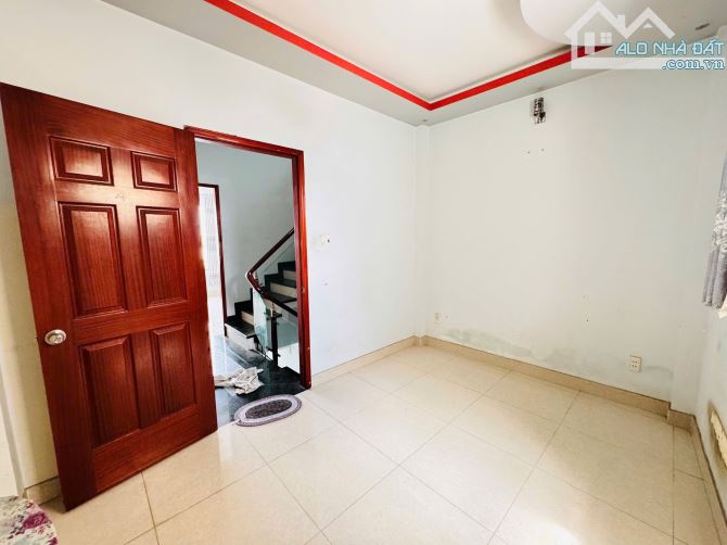 NHỈNH 5 TỶ,CẦN BÁN NHANH NHÀ ĐẸP 5 TẦNG BÙI QUANG LÀ GÒ VẤP,4*10M,DÒNG TIỀN 30 TRIỆU/THÁNG - 8