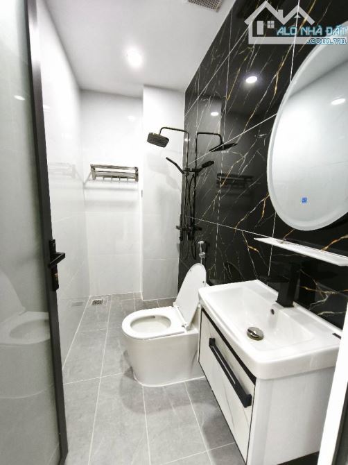 Bán nhà 4 tầng mới xây ngay tu Viện Kháng An P An Phú Đông Q12.Dt 4,5*13,5=60m2💰6,680tỷTỶ - 8