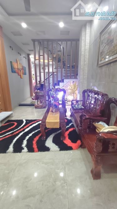 ✈️✈️✈️ GẤP GIẢM 300 TRIỆU. GIÁ MỚI 7.3 TỶ BL.  💥 MỘT CĂN DUY NHẤT - NHÀ 4 TẦNG MỚI ĐẸP - - 9