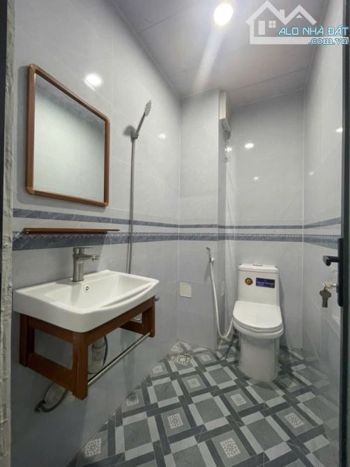 Bán nhà Lê Văn Sỹ Q3, CHDV dòng tiền ổn định, 5 tầng 62m2 - 9