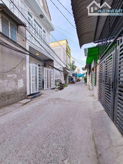 NẮM CHÍNH CHỦ BÁN NHÀ 2 TẦNG HẺM 11 NGUYỄN VĂN LINH - 9