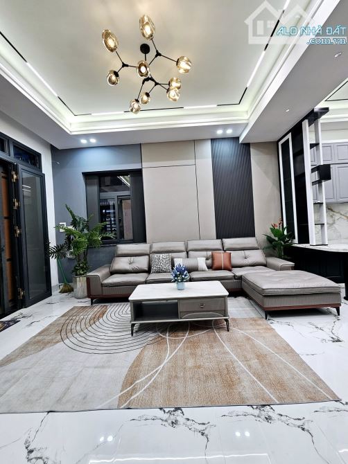 NẮM CHÍNH CHỦ BÁN NHÀ GỐC 3 TẦNG HẺM 86 LÊ BÌNH - 9