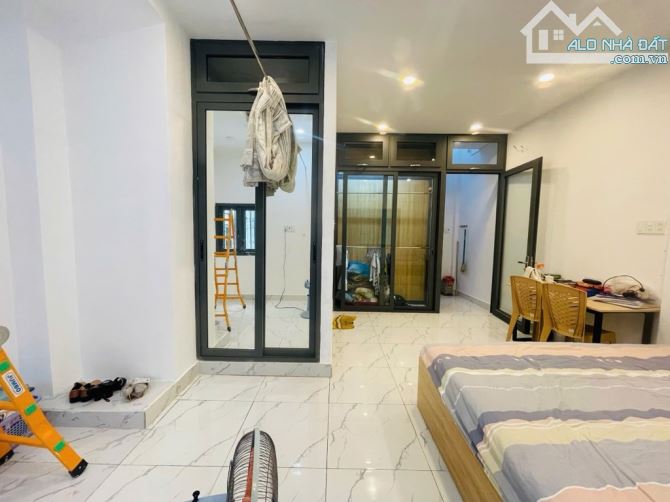 Nhà mới đẹp – 38.5m² ngang 5.7m – Hẻm xe hơi, full nội thất – P10, Tân Bình – Giá 4.9 tỷ - 9