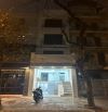 Cho thuê nhà ở Hồ Tùng Mâụ 45m2, 5 tầng, thông sàn, thang máy, mới tinh, oto đỗ.