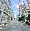 Bán nhà mới đẹp Huỳnh Văn Bánh, 50m2, 4 lầu, hẻm xe hơi,  chủ nhiệt bán giảm còn 9tỷ