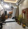 Bán nhà 1 trệt 1 lầu đường Nguyễn Văn Hưởng, Bà Rịa - Giá bán: 5 tỷ 290 triệu, DT: 80m2