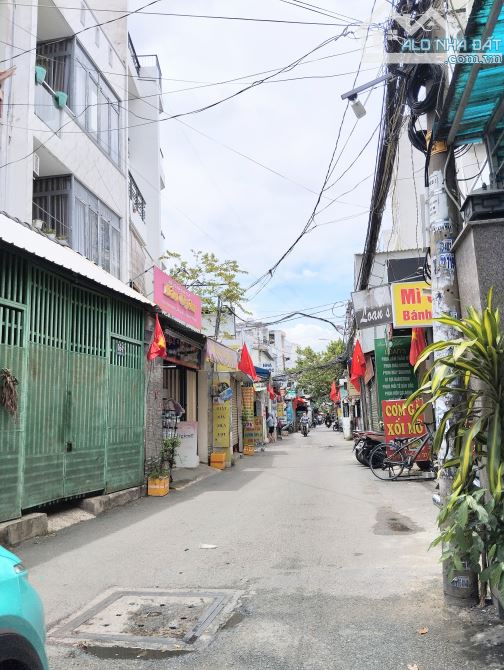 BÁN ĐẤT TẶNG NHÀ 95M2- NỞ HẬU- MT TRẦN BÁ GIAO P5 GV- GẦN NGÃ 3 ĐƯỜNG SỐ 20- 9 TỶ TL - 8