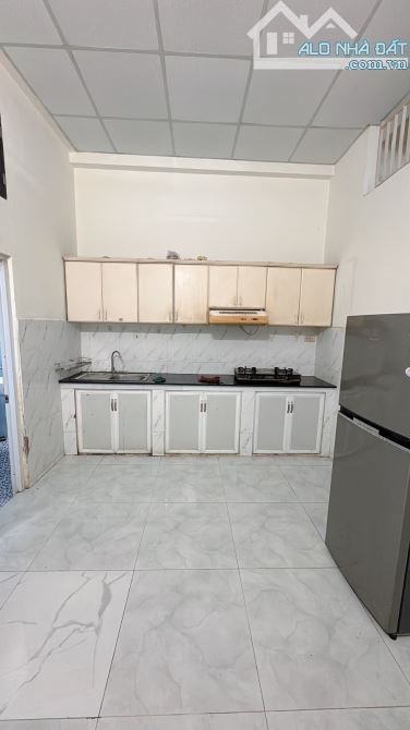 THẬT 100%, SIÊU RẺ,hẻm ba gác,gần 310 phan văn trị phường 11 bình thạnh,49m2,nhỉnh tí 4 Tỷ - 3