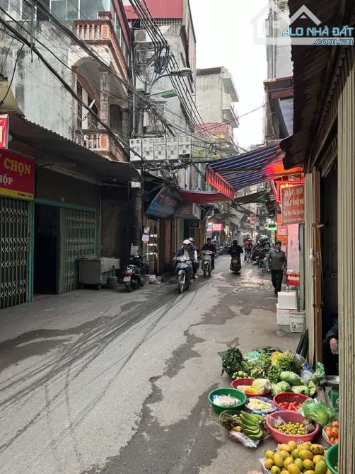 NHÀ  85m² – MT 5.4M -- 24 TỶ – ĐẤT HIẾM NGÕ THÔNG – KINH DOANH SẦM UẤT – Ô TÔ ĐỖ CỬA