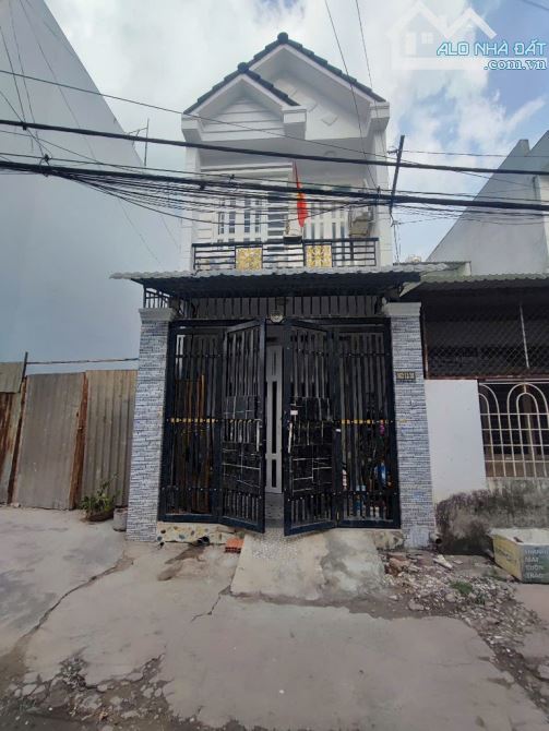 BÁN NHÀ gần Chợ Hiệp Thành-60m2 - 3PN (Có phòng dưới treeth)