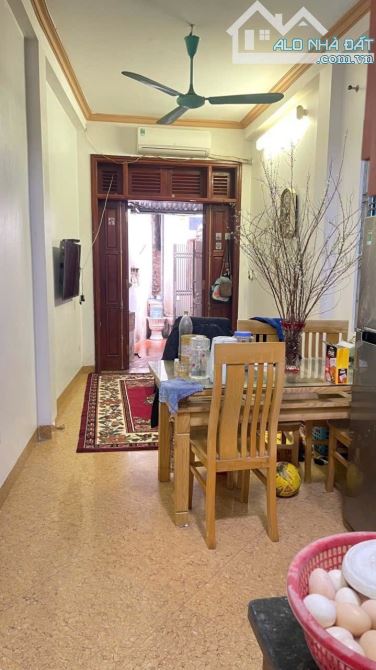 Bán gấp nhà Ngoạ Long, Bắc Từ Liêm 38m2x 5 tầng, Giá chỉ  nhỉnh 5 tỷ