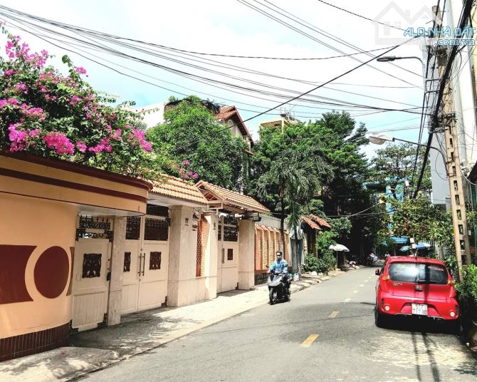 Bán Biệt Thự Mặt Tiền Khu Bàu Cát 2, Tân Bình – 200m² (6.8x30m), 3 Tầng, Sân Vườn - 40 Tỷ