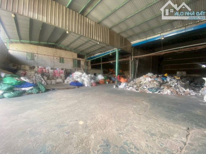 Bán đất tặng nhà Cấp 4 đang làm kho hẻm xe hơi đường Ngô Chí Quốc P.Bình Chiểu, Thủ Đức