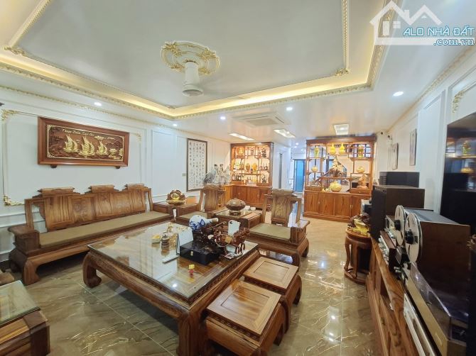 Bán nhà Lô Góc mặt phố Nguyễn Văn Trỗi, Mỗ Lao 60m2, mặt tiền 9m, Plo vỉa hè kinh doanh