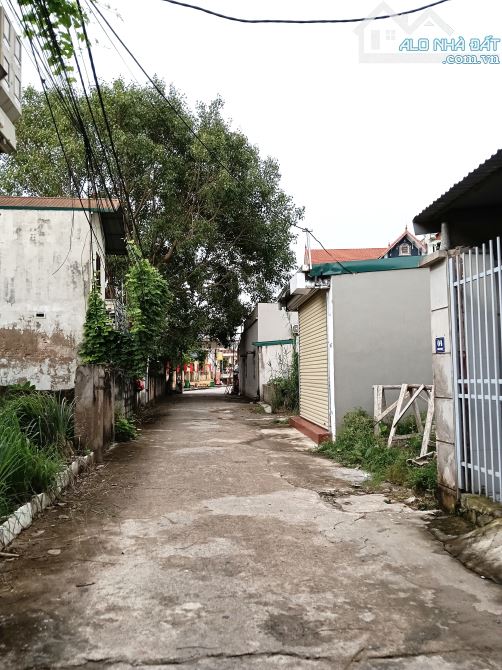 44m đường rộng ô tô giá hơn 1tỷ👉 tự nhiên -thường tín