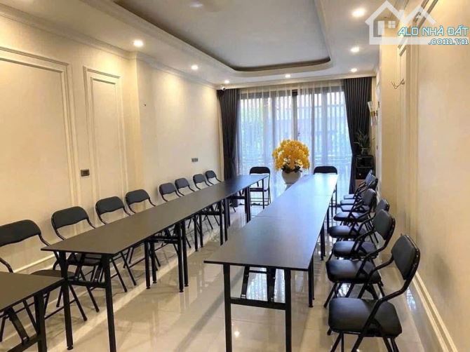 Bán nhà phân lô phố Thái Hà, 6 tầng, thang máy, ô tô đỗ cửa, kinh doanh