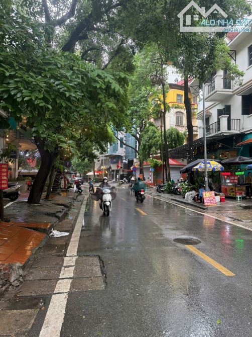 BÁN NHÀ MẶT PHỐ TRẦN QUANG DIỆU ĐỐNG ĐA 35m 6T Mt 3.5m GIÁ 23 TỶ Ô TÔ KINH DOANH VĂN PHÒNG