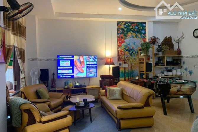 Bán nhà hẻm 6m, Đường Số 38, Thủ Đức, 192 m² (7.3m x 23m), 3 phòng ngủ - Giá 9 tỷ TL