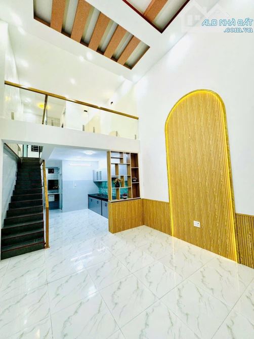 Bán nhà 1 trệt 1 lầu sổ riêng thổ cư p. Hố Nai