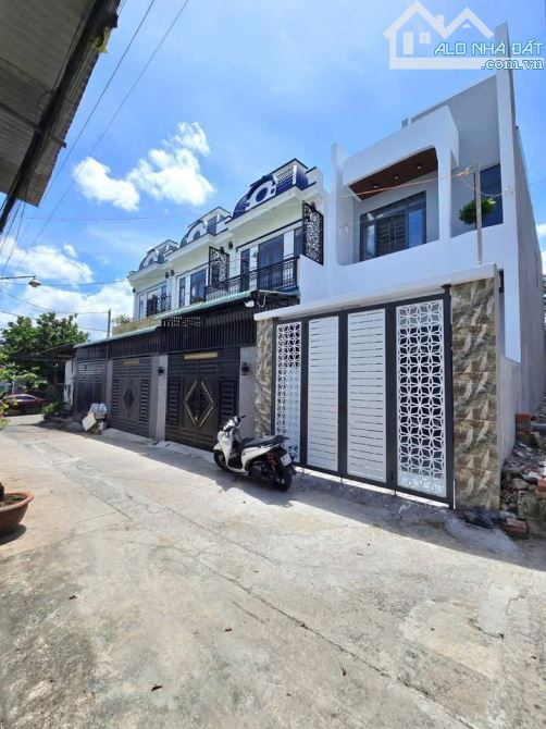 Bán nhà 1 trệt 1 lầu sổ riêng thổ cư p. Hố Nai