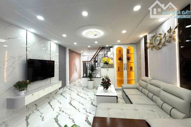 Bán nhà hẻm 3m, Quang Trung, Gò Vấp, 26 m² (4.2m x 12m), nhà đẹp - Giá 4.25 tỷ TL