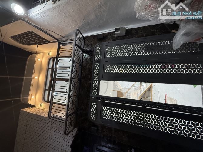 NHÀ TRUNG TÂM GÒ VẤP – HẺM THÔNG – GẦN MẶT TIỀN QUANG TRUNG – 3PN, GIÁ CHỈ 4.78 TỶ