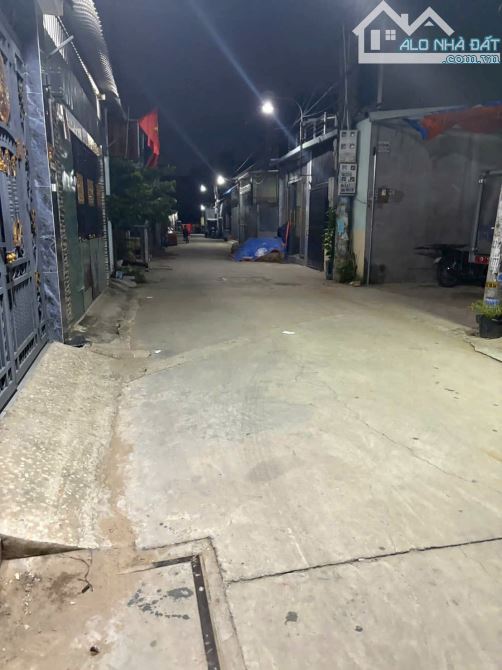 Bán 116m2 đất sau chợ Tân Long, Tân Đông Hiệp, Dĩ An giá 3 tỷ 800