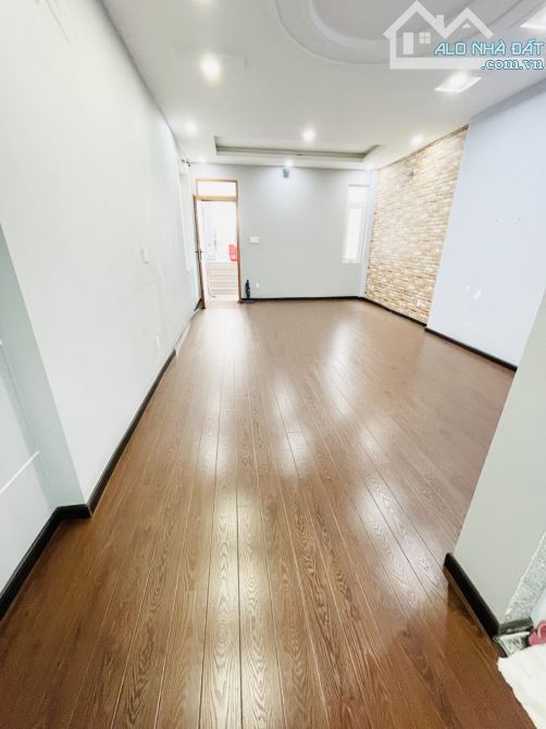 Bán nhà Bình Thạnh - ô tô thông - 111m2 - 4 tầng - ngang 4.5m