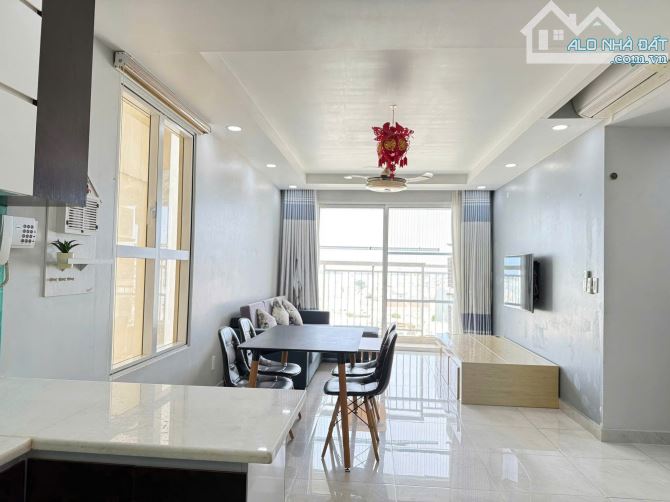 KINH DOANH LỖ CHỦ CẦN BÁN CĂN HỘ LUCKY PALACE QUẬN 6 81M2/3TY180 FULL NỘI THẤT SHR
