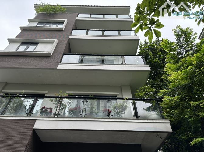 BÁN NHÀ MẶT PHỐ HOÀNG NGÂN - 68M2 - 5.5M MẶT TIỀN - 5 TẦNG - 2 THOÁNG - VỈA HÈ- ÔTÔ TRÁNH