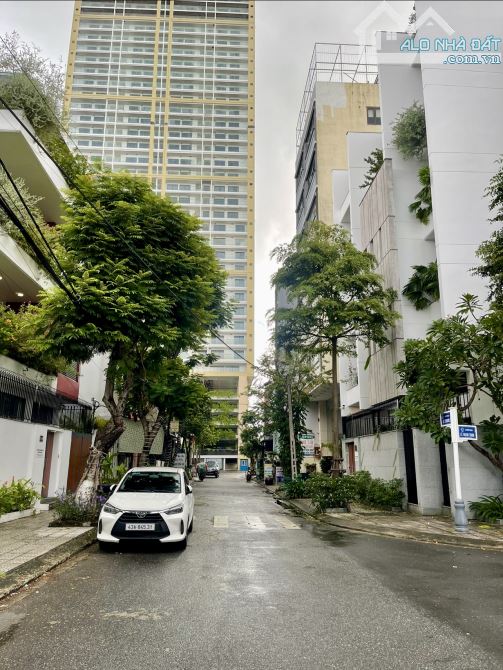 🚗 Góc 2 mặt tiền Hoàng Bích Sơn - Lê Thước - Hàng hiếm sót lại - Gọi Bi