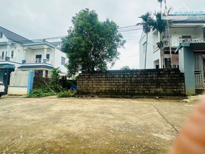 QUÁ RẺ 300M2 ĐẤT YÊN TRUNG; GIÁ CHỈ NHỈNH 4 TỶ