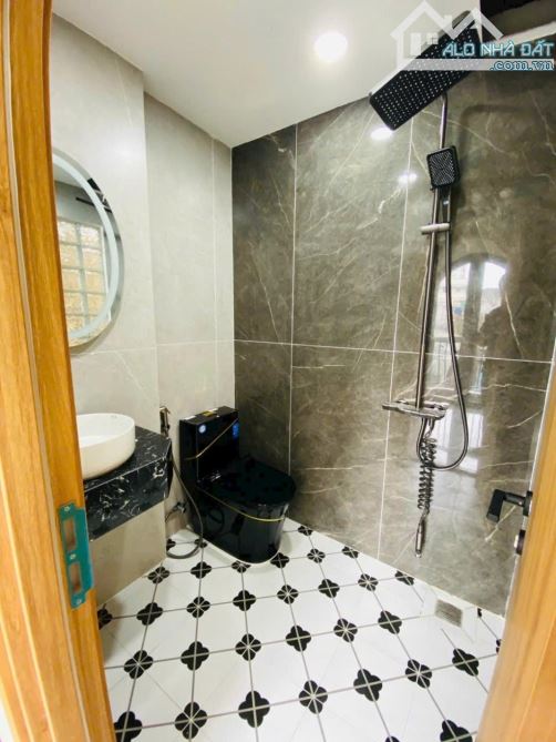 BÁN NHÀ MỚI ĐẸP 5 TẦNG, 5PN, NGANG 5.5M, DT 80M2, PHAN HUY ÍCH TÂN BÌNH, 7 TÝ XÍU