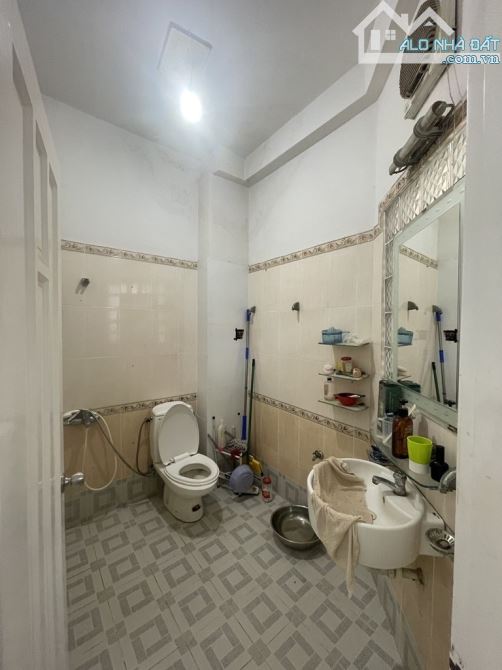 84m2 4x21 4 tầng Hẻm ô Tô Nguyễn Thái Bình, F12 Tân Bình giá 12.9 tỷ