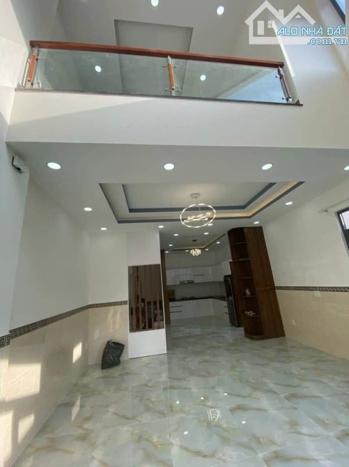 HIẾM! Bán Nhà Đẹp 5 Tầng Xe Hơi Thông Đường 3/2, 45m2, 8.1 Tỷ